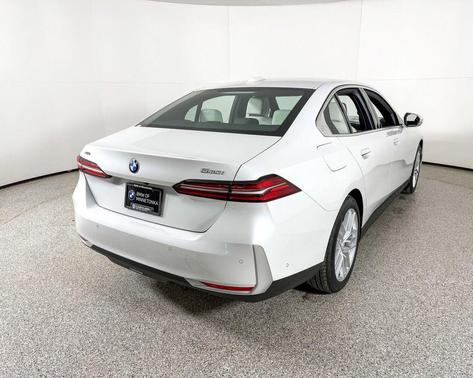 2025 BMW 530 xDrive