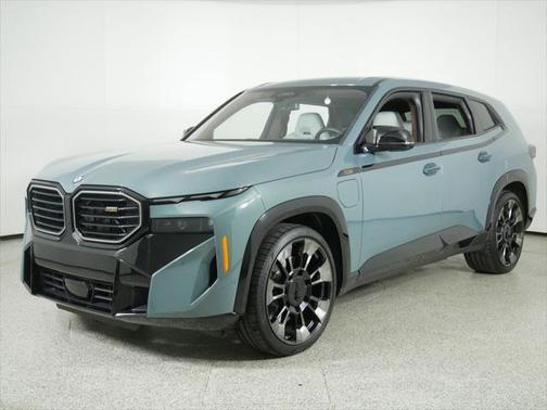 2023 BMW XM Base