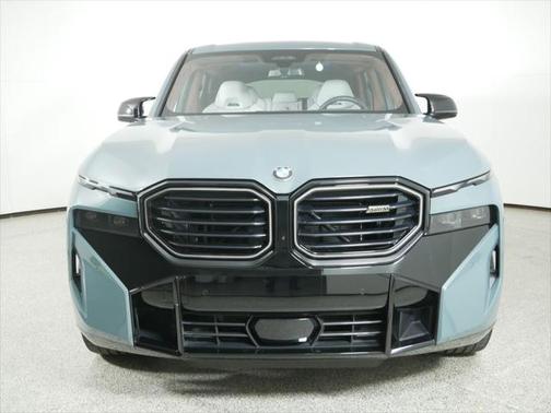 2023 BMW XM Base
