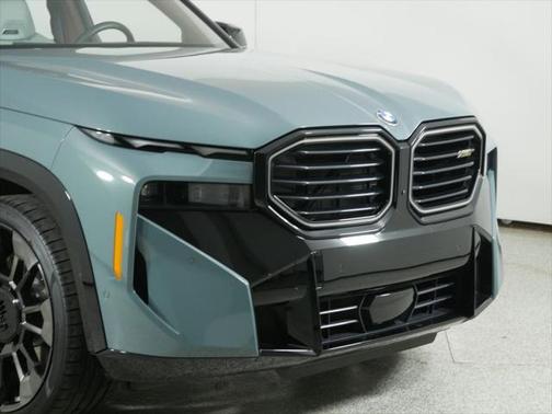 2023 BMW XM Base