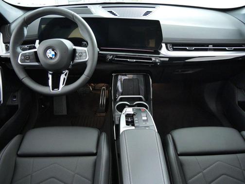 Black Sapphire Metallic 2026 BMW X1 xDrive28i
