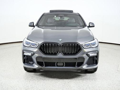 2021 BMW X6 M50i