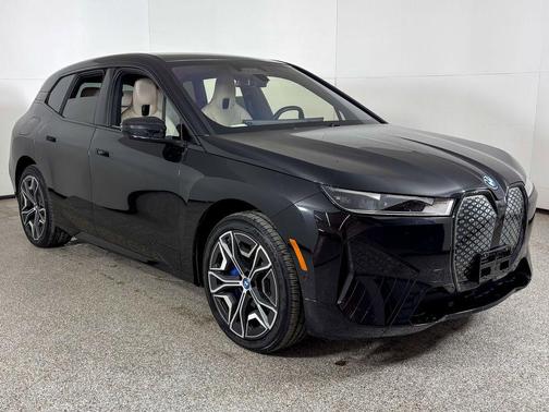 2025 BMW iX xDrive50