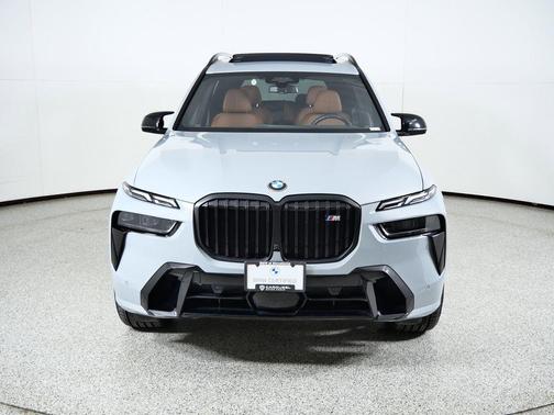 2025 BMW X7 M60i