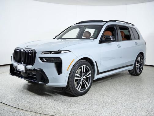 2025 BMW X7 M60i