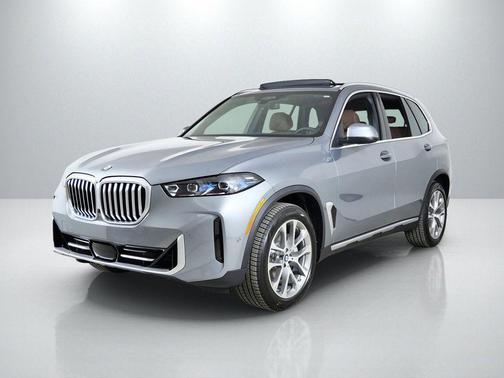 Gray Metallic 2026 BMW X5 xDrive40i