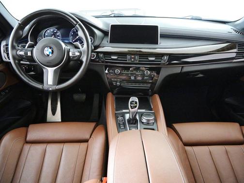 Space Gray Metallic 2019 BMW X6 xDrive35i