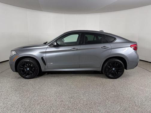 Space Gray Metallic 2019 BMW X6 xDrive35i