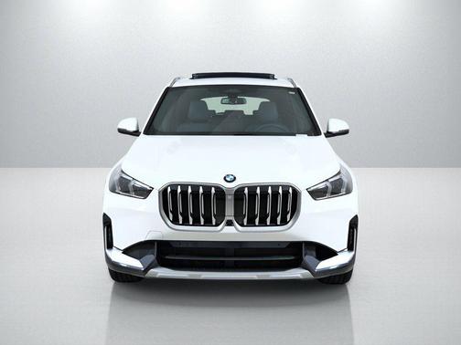 Alpine White 2026 BMW X1 xDrive28i