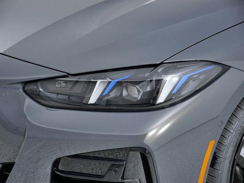 2026 BMW M440 i xDrive