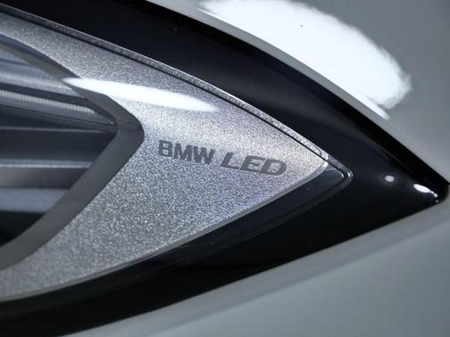 2020 BMW 330 xDrive