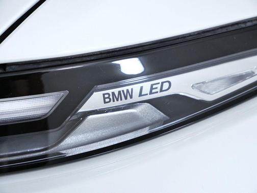 2024 BMW X7 M60i