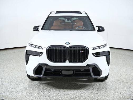 2024 BMW X7 M60i