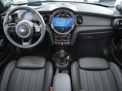 Special Order Color 2024 MINI Convertible Cooper S