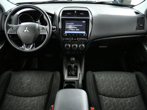 2020 Mitsubishi Outlander Sport SE