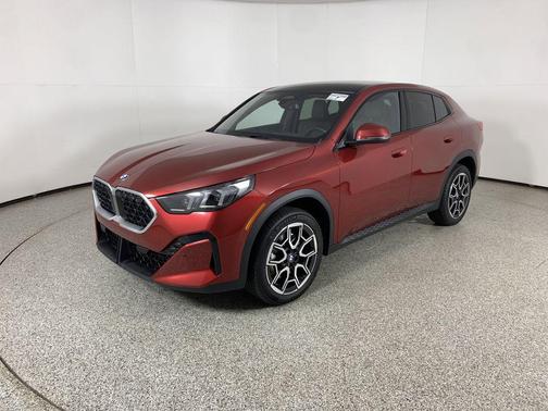 Vegas Red Metallic 2025 BMW X2 xDrive28i