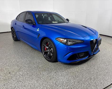 Misano Blue Metallic 2023 Alfa Romeo Giulia Quadrifoglio