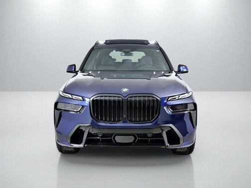 Tanzanite Blue II Metallic 2026 BMW X7 xDrive40i