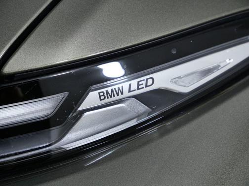 2024 BMW X7 M60i