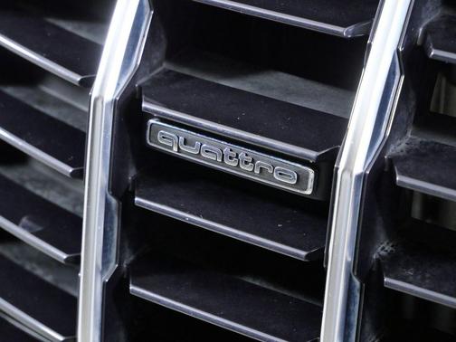 2022 Audi Q3 45 S line Premium Plus