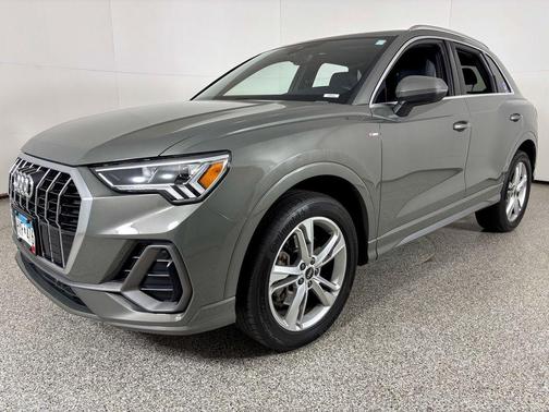 2022 Audi Q3 45 S line Premium Plus