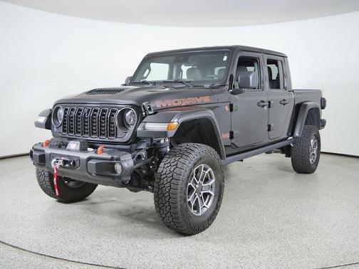 Black Clearcoat 2024 Jeep Gladiator Mojave X