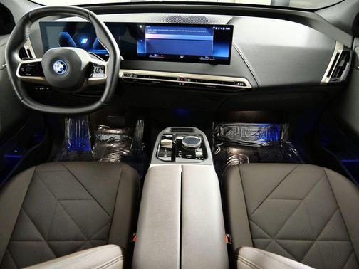 2023 BMW iX xDrive50