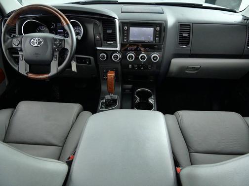 2019 Toyota Sequoia Platinum