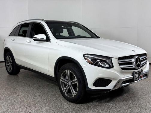 2017 Mercedes-Benz GLC 300 4MATIC