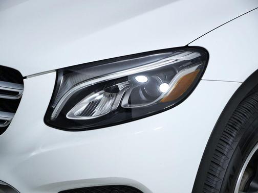 2017 Mercedes-Benz GLC 300 4MATIC
