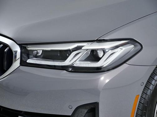 2021 BMW 530 xDrive