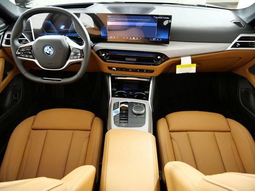 Black Sapphire Metallic 2026 BMW i4 Gran Coupe xDrive40