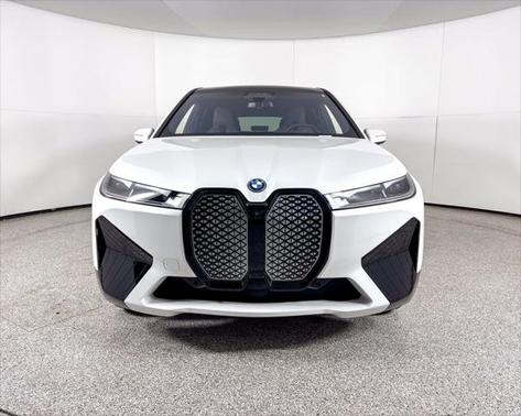 2025 BMW iX xDrive50