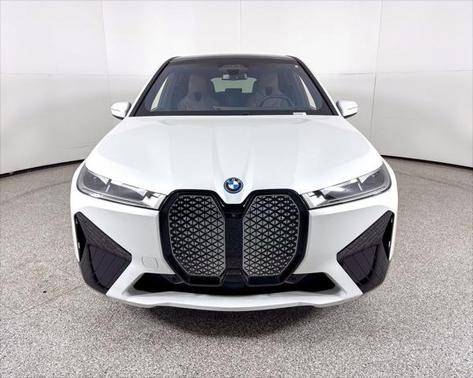 2025 BMW iX xDrive50