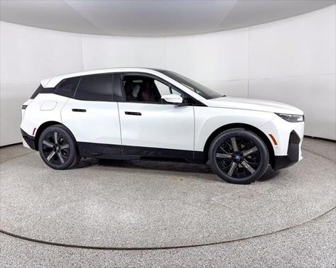 2025 BMW iX xDrive50