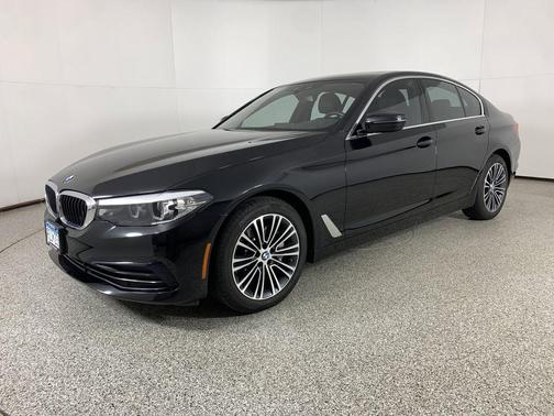 Black Sapphire Metallic 2019 BMW 530 xDrive