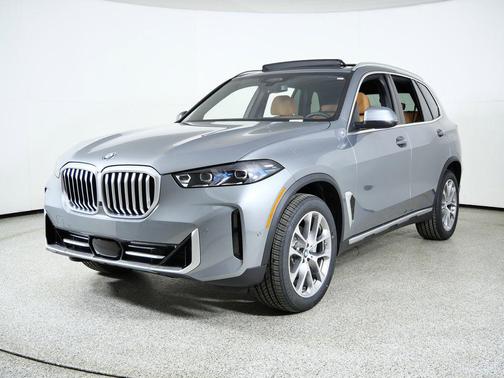 Skyscraper Grey Metallic 2026 BMW X5 xDrive40i