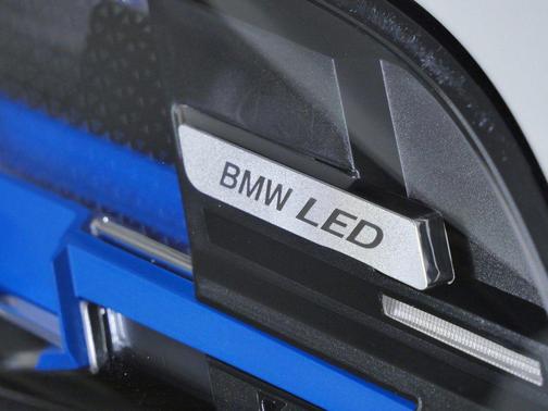 Alpine White 2025 BMW X5 PHEV xDrive50e
