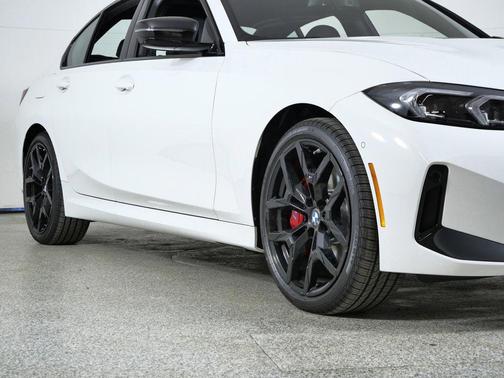 Alpine White 2026 BMW 330 i xDrive