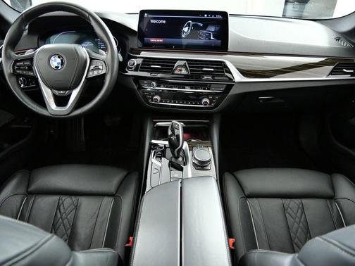 2021 BMW 530 xDrive