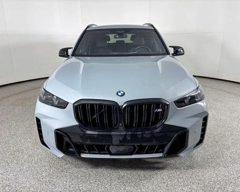 Brooklyn Grey Metallic 2024 BMW X5 M60i