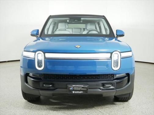 2025 Rivian R1S Premium Tri Motor Max Pack