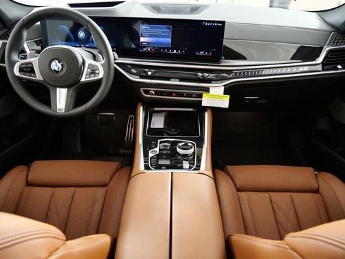 Dravit Grey Metallic 2026 BMW X6 xDrive40i