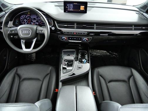 2019 Audi Q7 55 Prestige