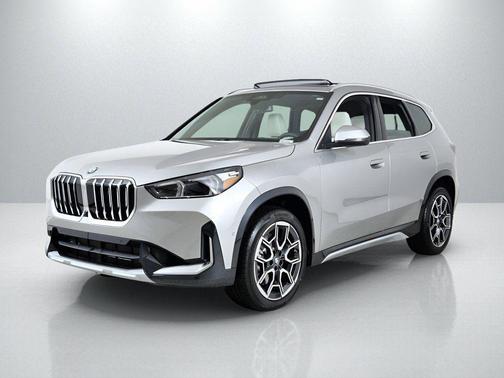 Space Silver Metallic 2026 BMW X1 xDrive28i