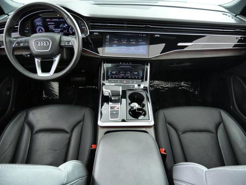 2020 Audi Q8 55 Premium Plus