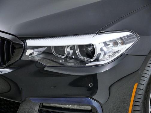 2019 BMW 530e xDrive iPerformance