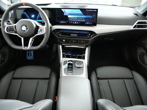 Black Sapphire Metallic 2026 BMW i4 Gran Coupe M60