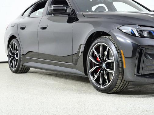 Black Sapphire Metallic 2026 BMW i4 Gran Coupe M60