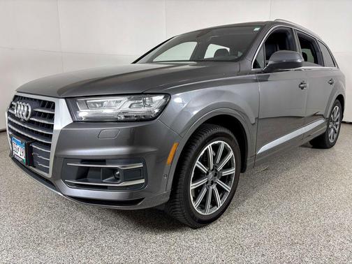 2019 Audi Q7 45 Premium Plus